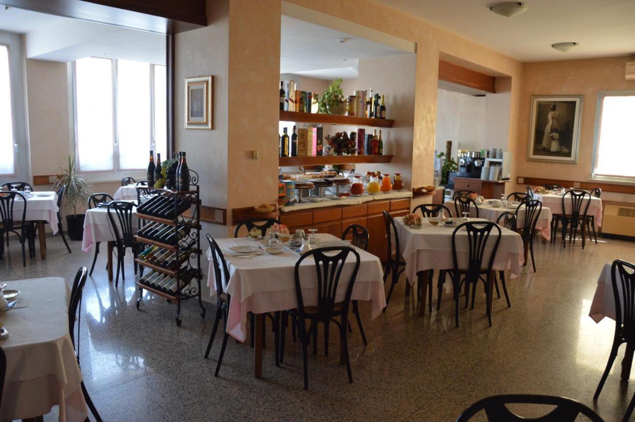 Hotel Diga Marina di Ravenna Eksteriør bilde